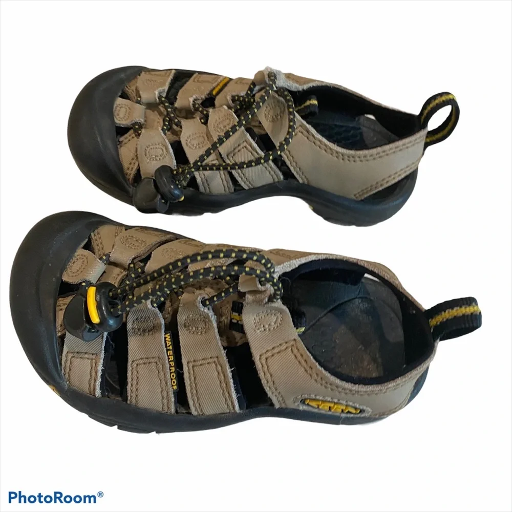 Keen Shoes Tan Black Waterproof Outdoor Sandals Slingback Hiking Hybrid